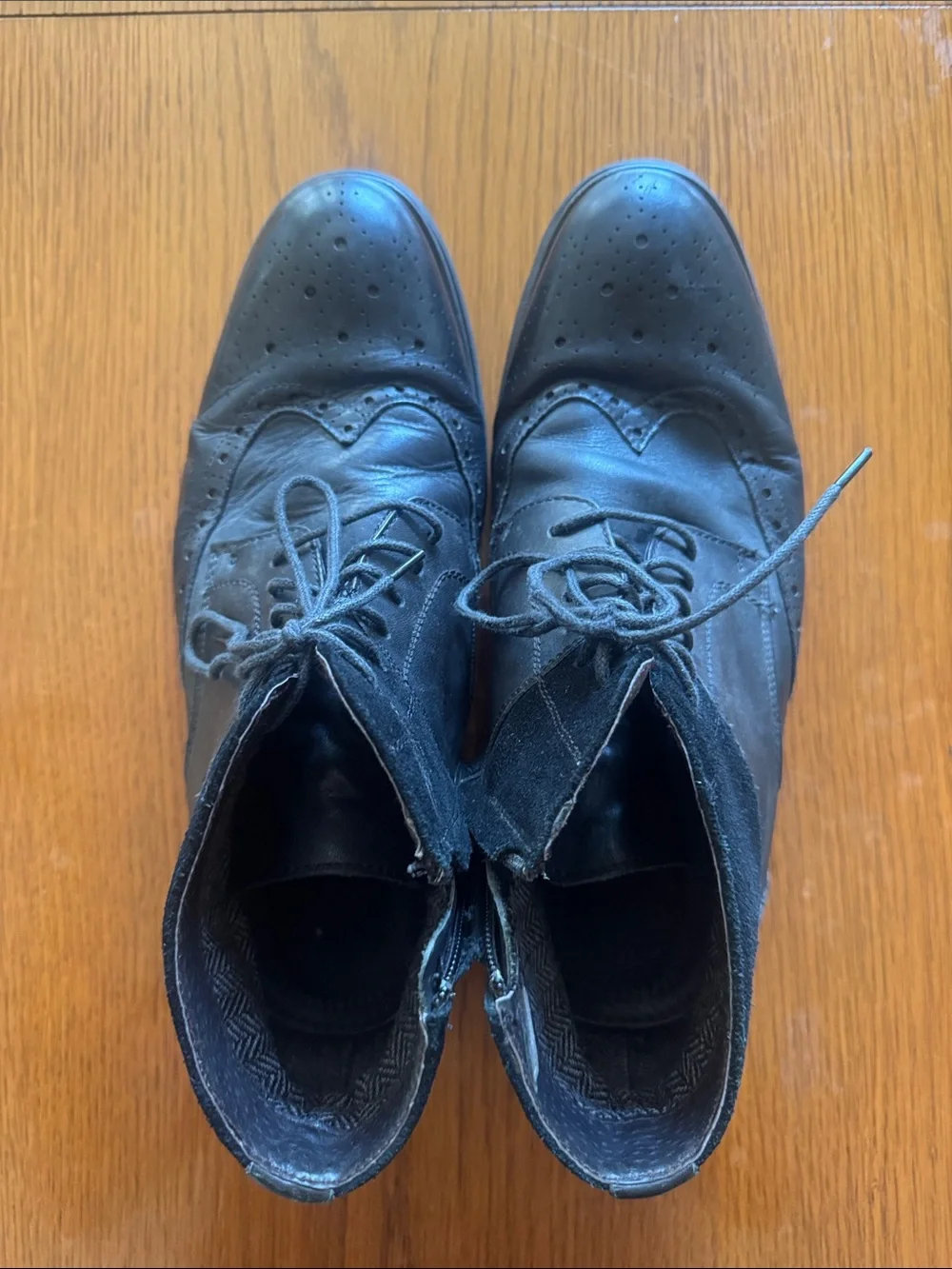 Classic Men’s Black Leather Wingtip Boots